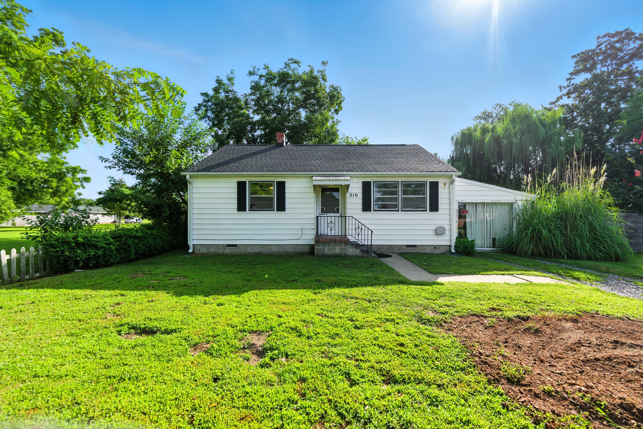 Property main image